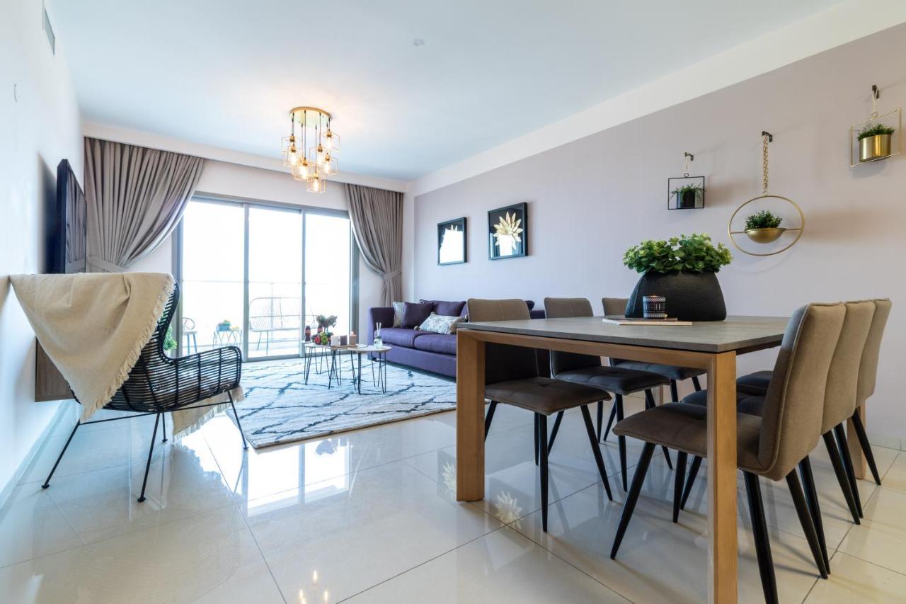 The Haneviim Court - Isrentals Jerusalem Exterior photo