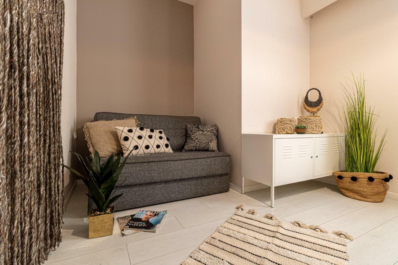 The Haneviim Court - Isrentals Jerusalem Exterior photo